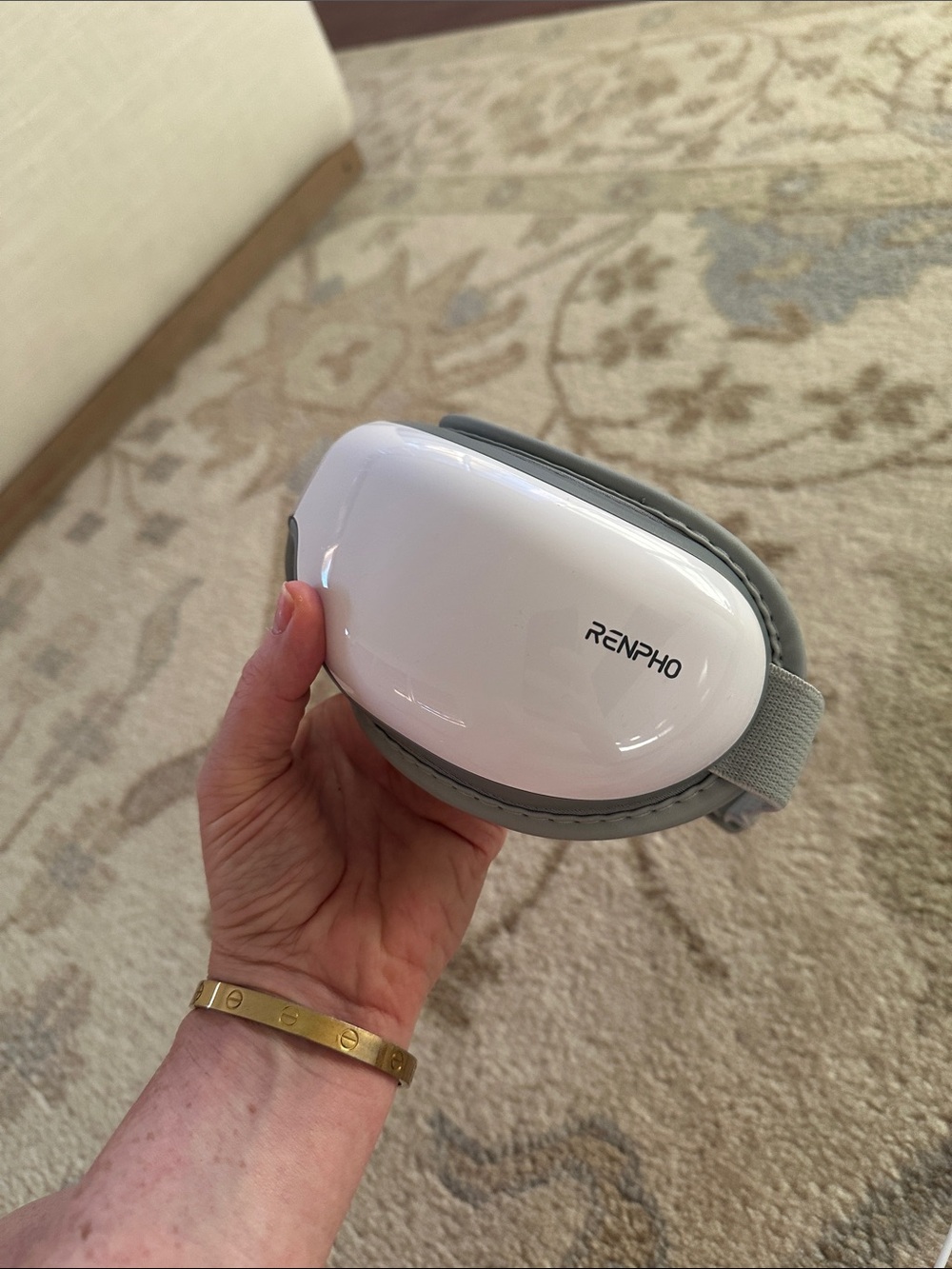 RENPHO Eye Massager with Adjustable Strap NWOB